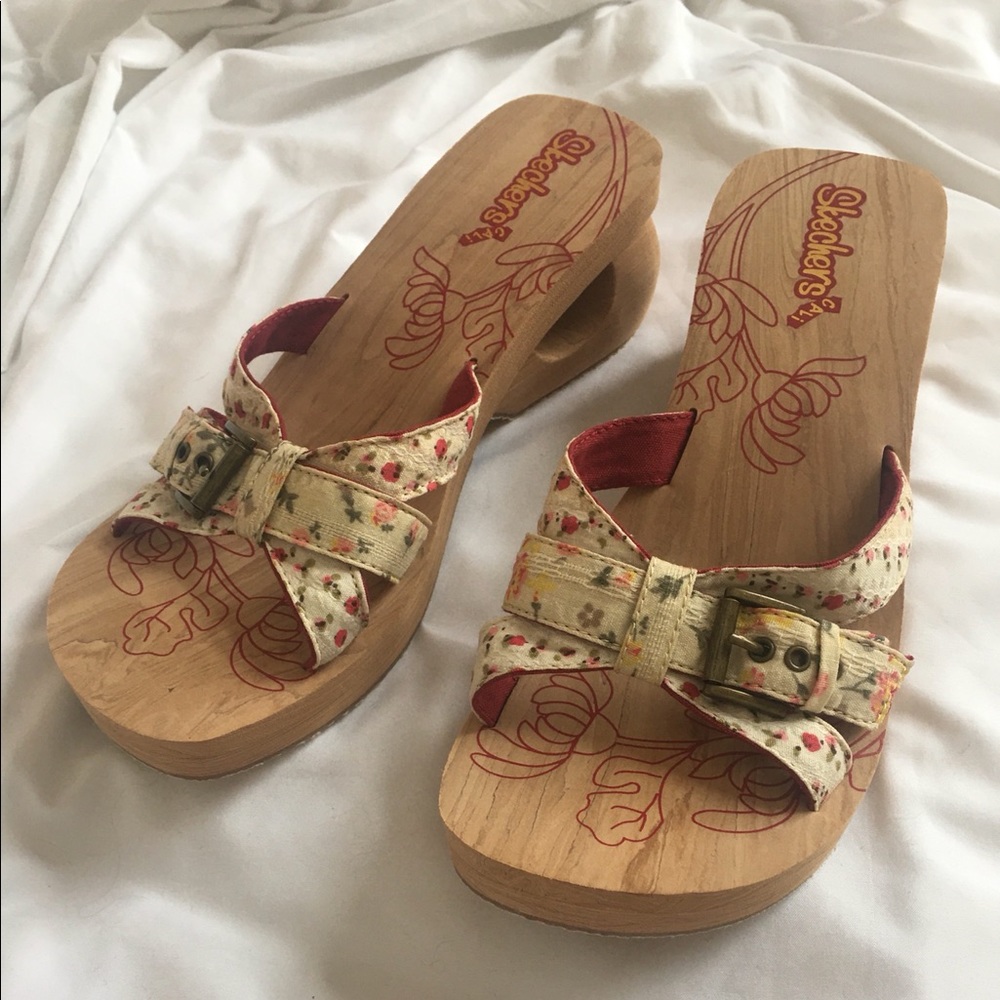 Sketchers Cali Boho Wedge Sandals Size 8.
